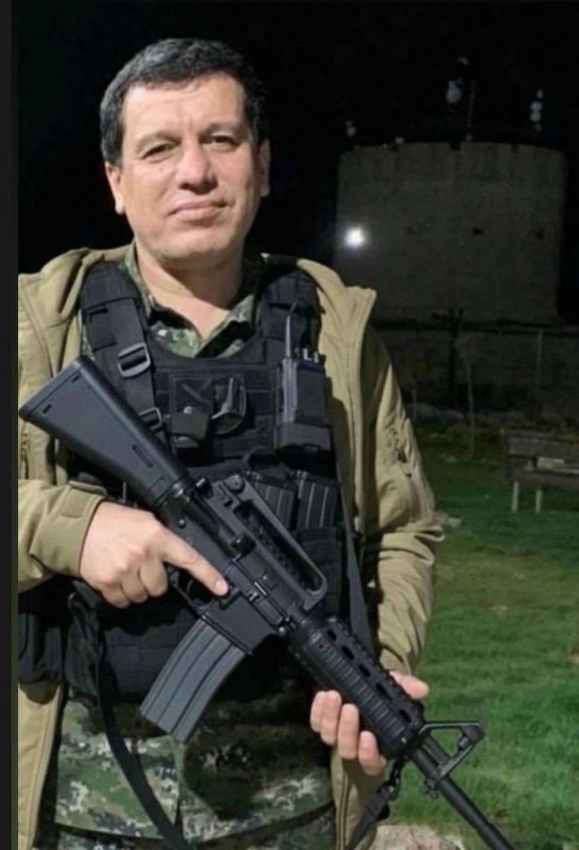 RojavaNetwork's tweet image. General Mazloum Abdi in battle uniform 

Our entire Kurdish people must stand behind our leader