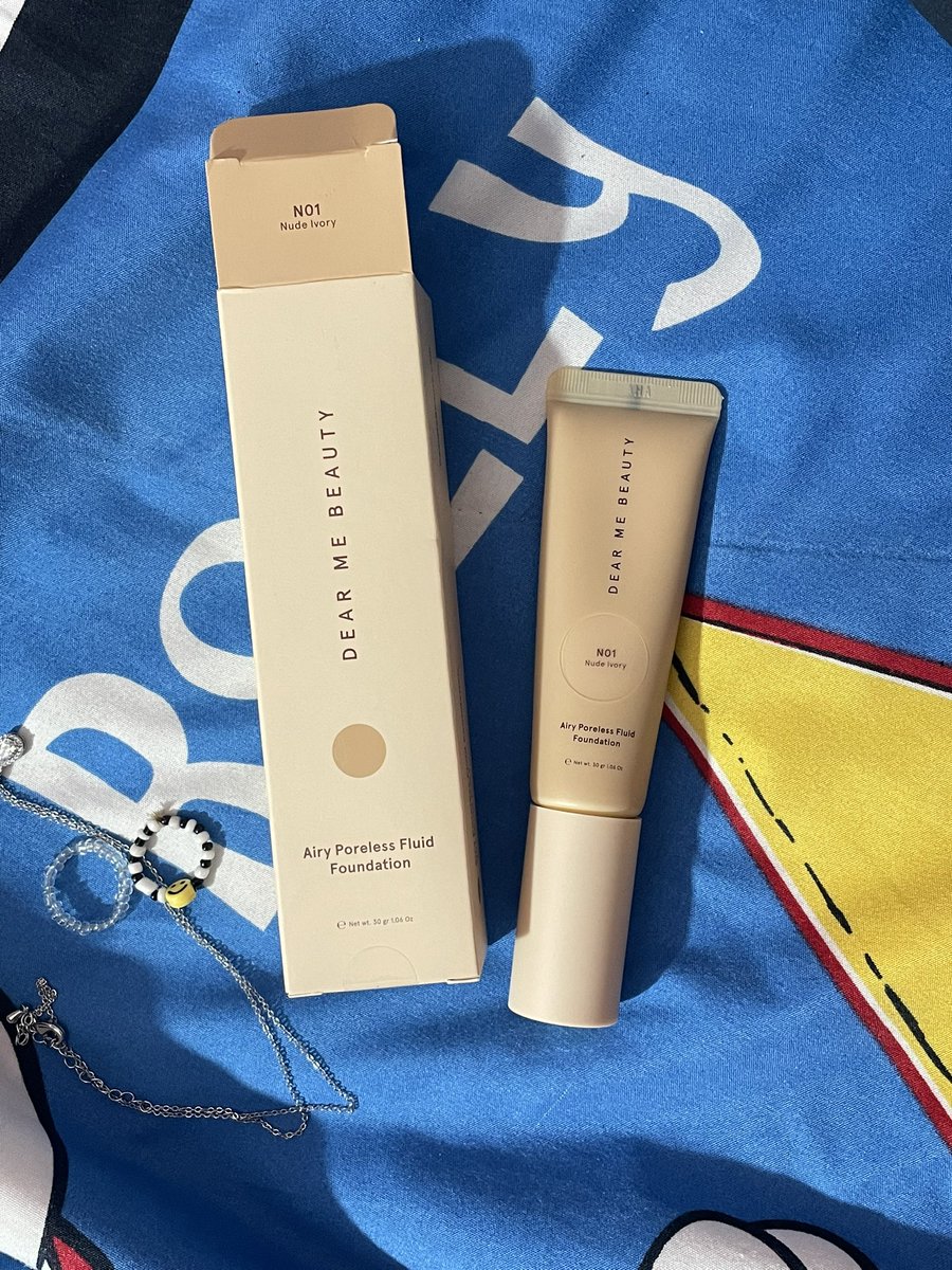 09O899's tweet photo. want to sell / wts 
dear me beauty airy poreless foundation N01 (Nude Ivory)

brand new, cm ak tetesin ke tangan 1 pump kecil buat cek shadenya tp terlalu terang di ak

💸jual sesuai hb (nego dikit) 
📍jkt pusat
🍊 free ong/gosend ok

t. wts wtb dear me beauty #zonauang https://t.co/9aSrPsIOYc