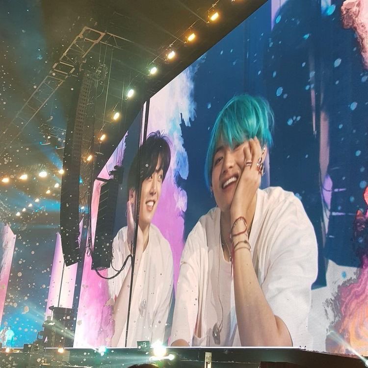 thvchapters's tweet image. really soon &amp;lt;3