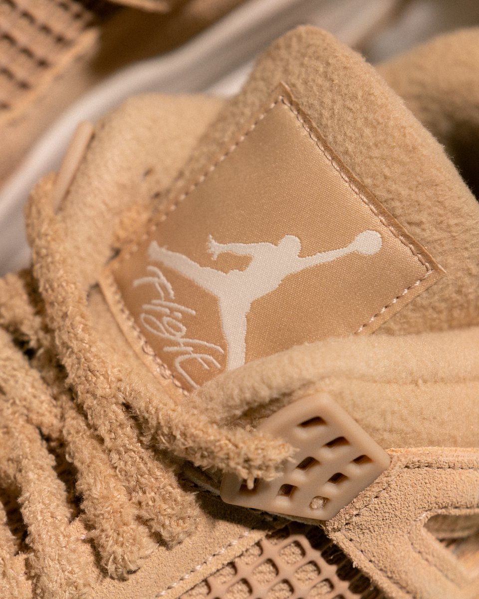 tan jordan retro 4