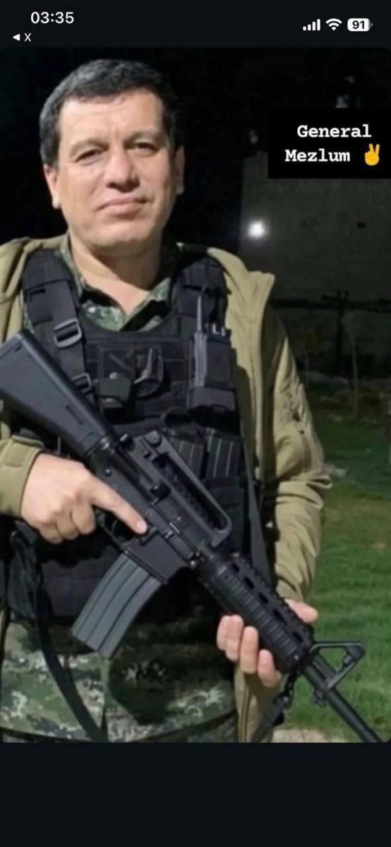 dur95558's tweet photo. GENERAL MAZLUM #DefendRojava https://t.co/0MJk1giKCE