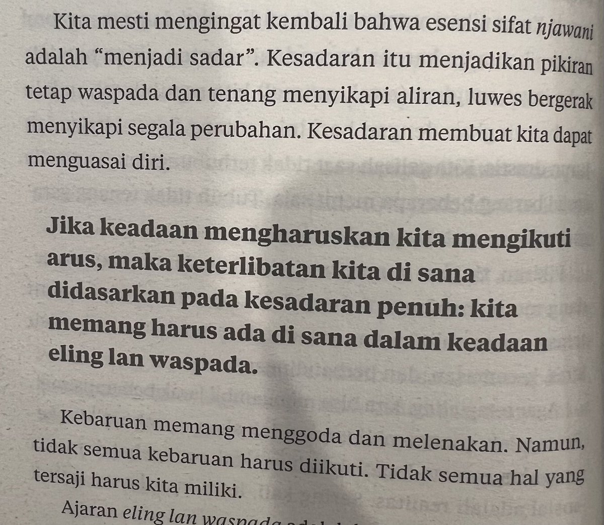 paksiraras's tweet image. tidak padel, tidak nonton dracin, tidak ngopi, tidak tahu lagunya hindia itu tidak apa-apa lho…

aja gumunan, aja fomo, aja melu2