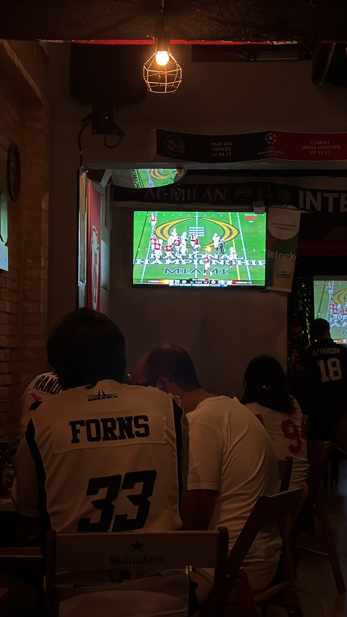 duasnalinha's tweet image. Tamo por aqui #CollegenaESPN