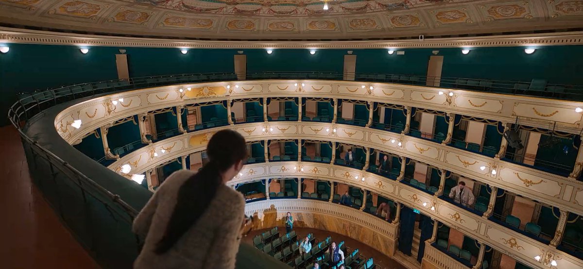 __1xo's tweet image. #CanThisLoveBeTranslated ate in the cinematography department ✨