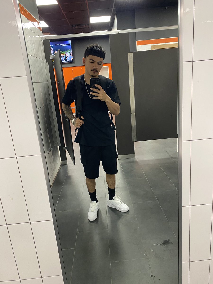 SlaughterYoDaughter tweet media