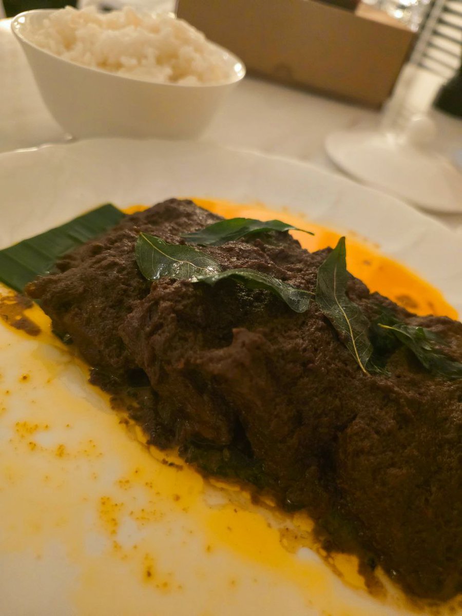 For now, goodbye to my gado-gado, beef rendang, and sop buntut. 😉🤝 I love you, 𝘽𝙍𝙄𝙄𝙕𝙀.