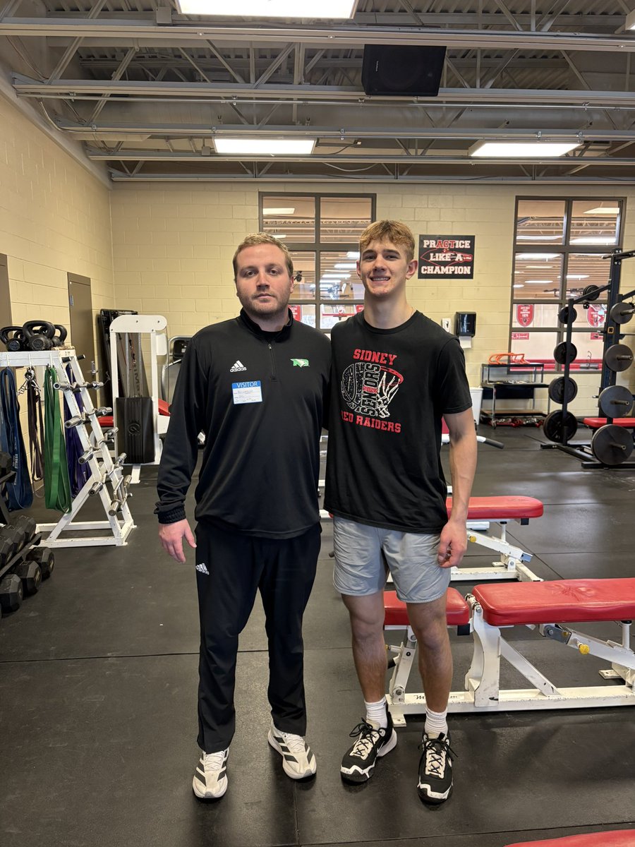 kale_kaiser's tweet image. Thank you @Watkins_Hawks for taking the time to come meet with me today! Excited to get out there for Junior day.  @UNDfootball #gohawks