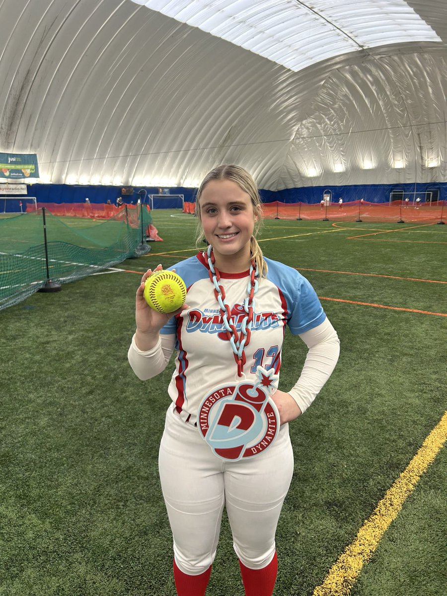 Sienna Sireno tweet media