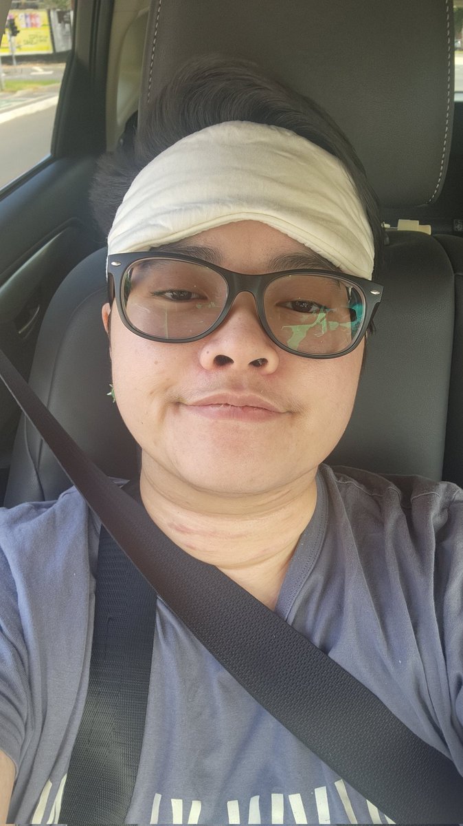 dinooooosaur97's tweet image. Post operation consultation
😂😂😂