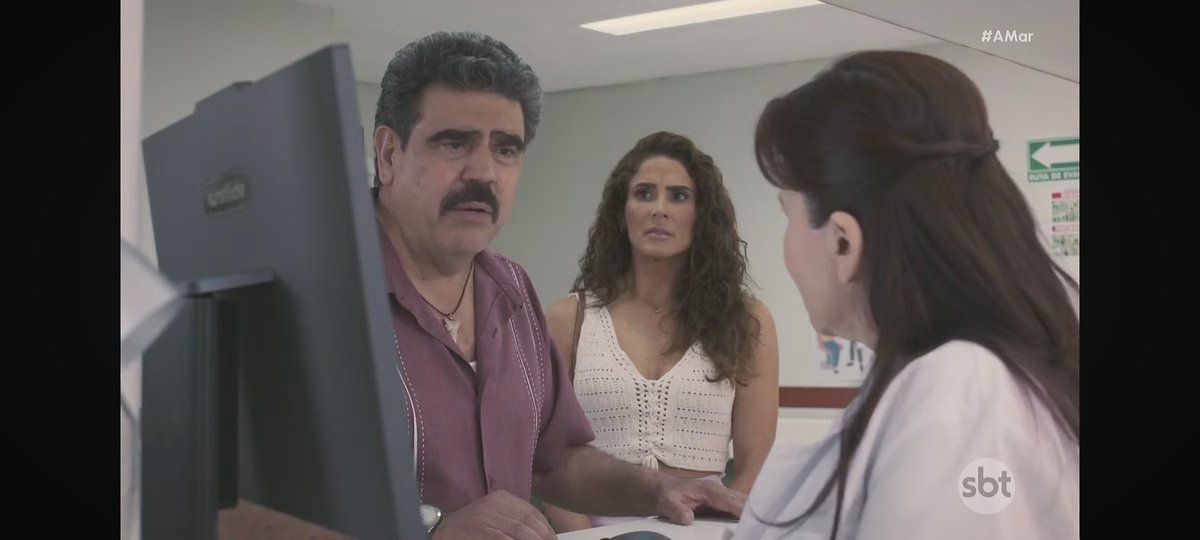 NovelasParaTS's tweet photo. O nome da Érika nem aparece no banco de dados do consultório
#AMar
#Amar072 https://t.co/l9HcvORAlp