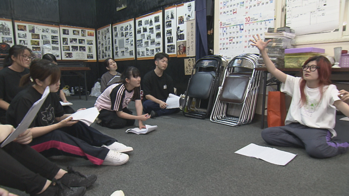 nabegenhonten's tweet photo. RAB青森放送にて、青森県内のみ再放送決定。
あわせて、2015年の番組も。お見逃しなく。

2026年2月14日(土)15:00〜15:30
「NNNドキュメント’15　演じる、高校生〜ぼくらの町は焼け野原だった」

2026年2月14日(土)15:30〜16:25
「NNNドキュメント’25　決して忘れない！14人が再び向き合う青森空襲」 https://t.co/aIM03L4aqb