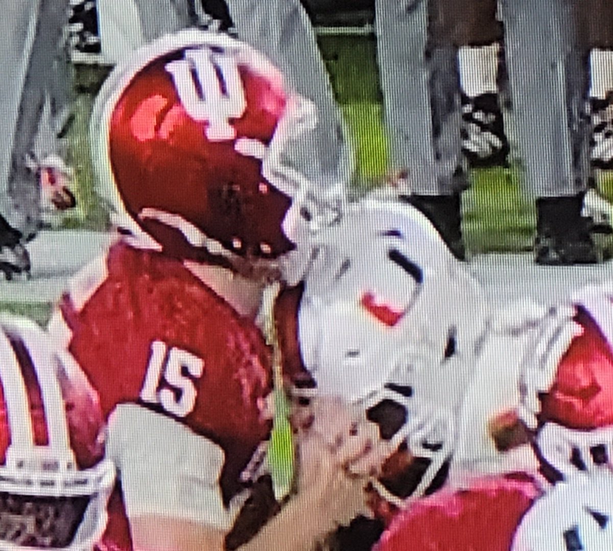 NuYarka4Life's tweet photo. Refs missed a targeting penalty. #CheapShot 
#NationalChampionship https://t.co/y2ioZfsQfL