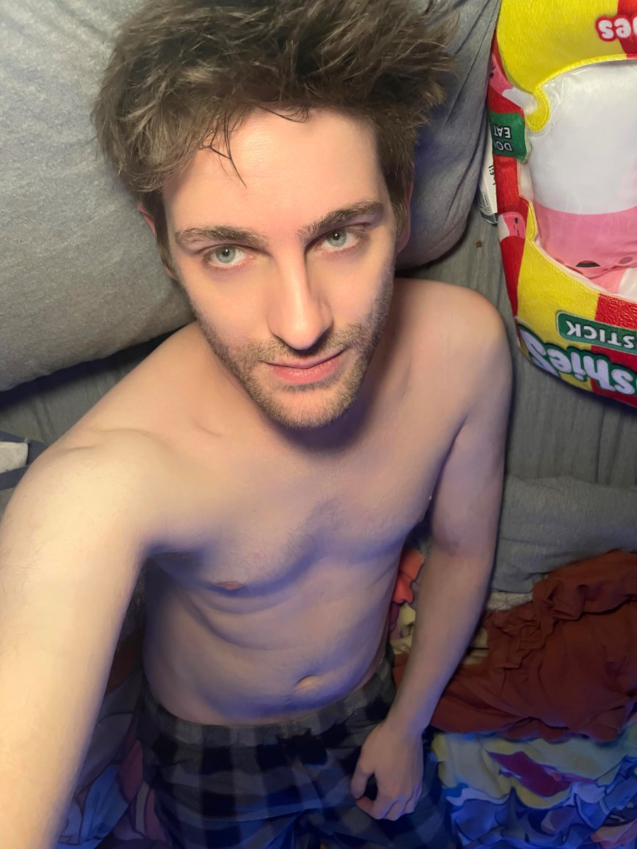 stuvance_x's tweet photo. Still waking up, honestly https://t.co/Bge5uVtruO