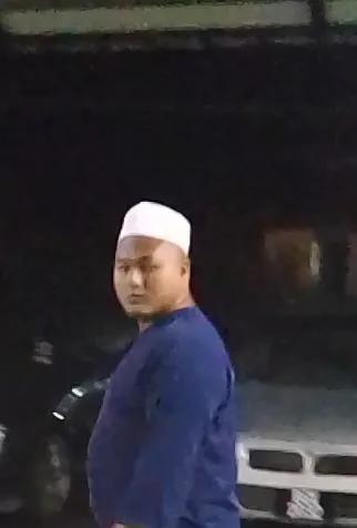 🗨️ Kes Rogol Melibatkan Seorang Pelajar Perempuan Berusia 13 Tahun Dari SMK Seri Enggang, Batu Lima, Sik, Kedah Lima Orang Suspek Terlibat Dalam Kes Rogol Ini.

Syahmi ( 24 Tahun )
Hafizi ( 15 Tahun )
Muhammad ( 16 Tahun )
Aniq Irfan ( 19 Tahun )
Hafiz ( 21 Tahun )