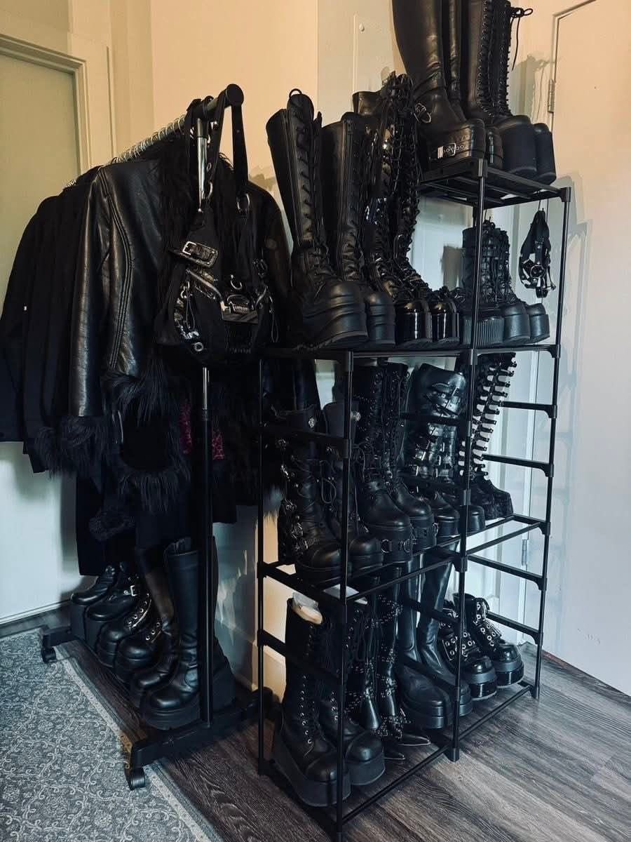 clothes dream🖤🦇