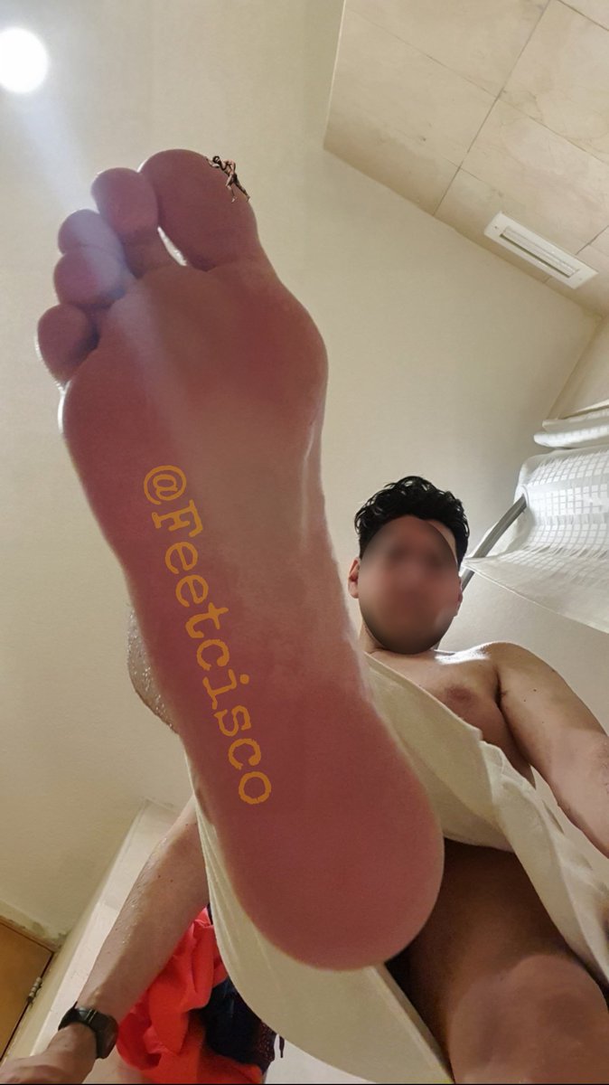 What are you waiting for?!
Dry my feet little pig!
#malefeet #malefeetfetish #feetmaster #boyfeetfetish #sexymalefeet #maletoes #menfeet #piesmasculinos #manfeet #feetmale #mantoes #guyfeet #feet #soles #masterfeet #footmaster #15us #sizetwittter  #macrophile
#macro