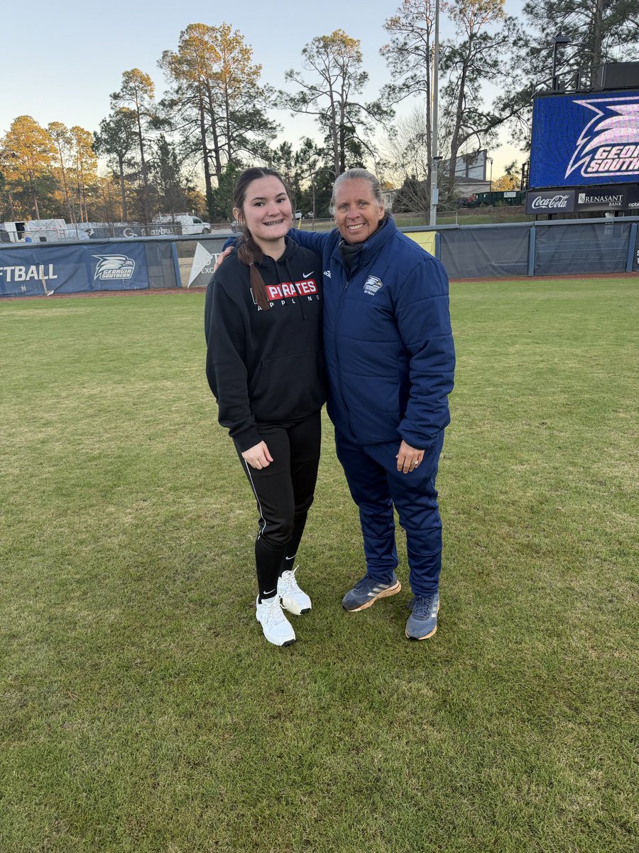 Hadley Johnson tweet media