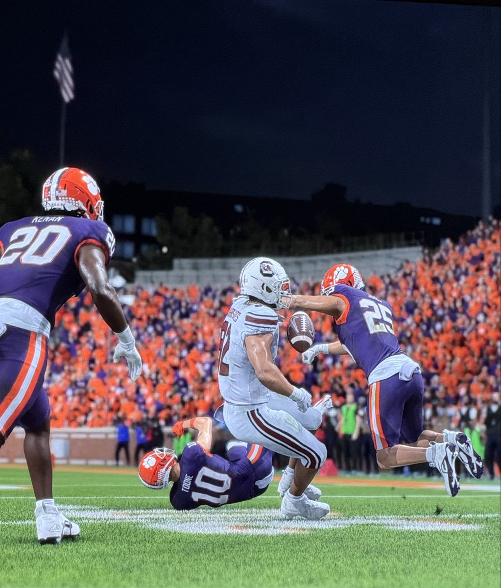 Clemson Tigers tweet media