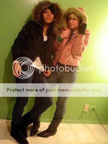 MachineMan2099's tweet image. My daughter’s mother really was on some Paramore shit in the Bronx back in the day 😤