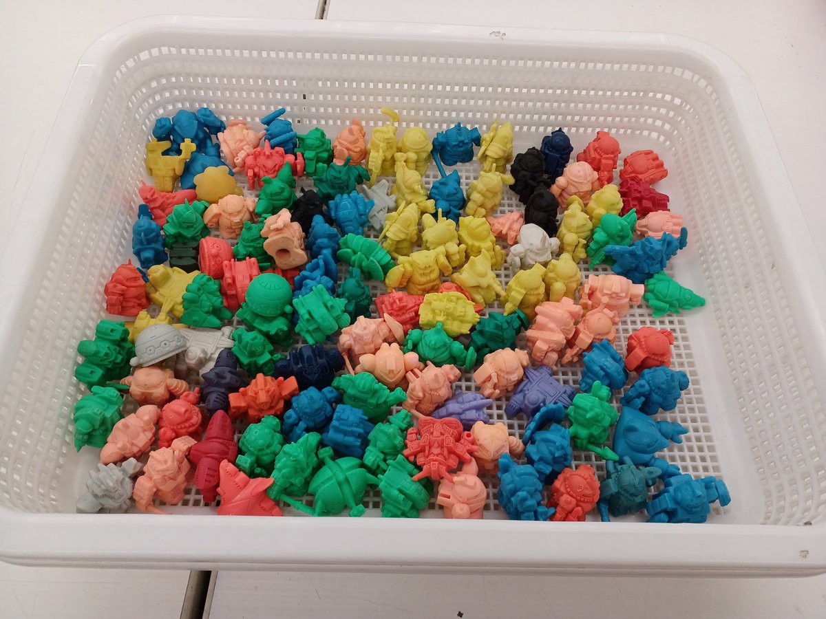 ガン消し 約1000個 大量まとめ売り パーツ アーマー 大量のガン消しが入荷