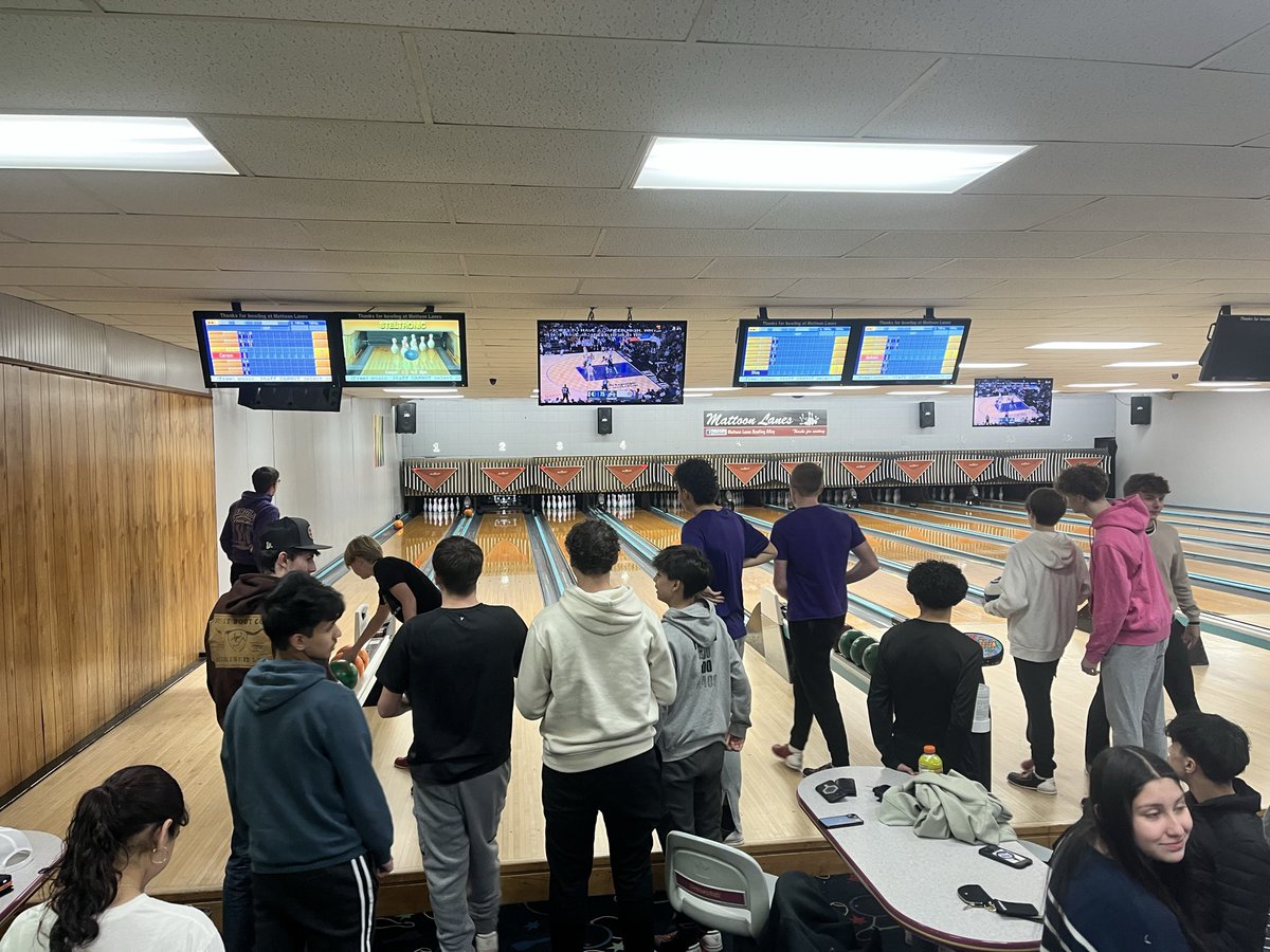 purpleridersmbb's tweet photo. 1st Annual Purple Rider Bowling Match. Great time spent with our hoops family. Ready to finish the last half of the season off strong. Senior Canton Wesch drafted an elite team that took home the win. #family https://t.co/ACbi1xTdjd