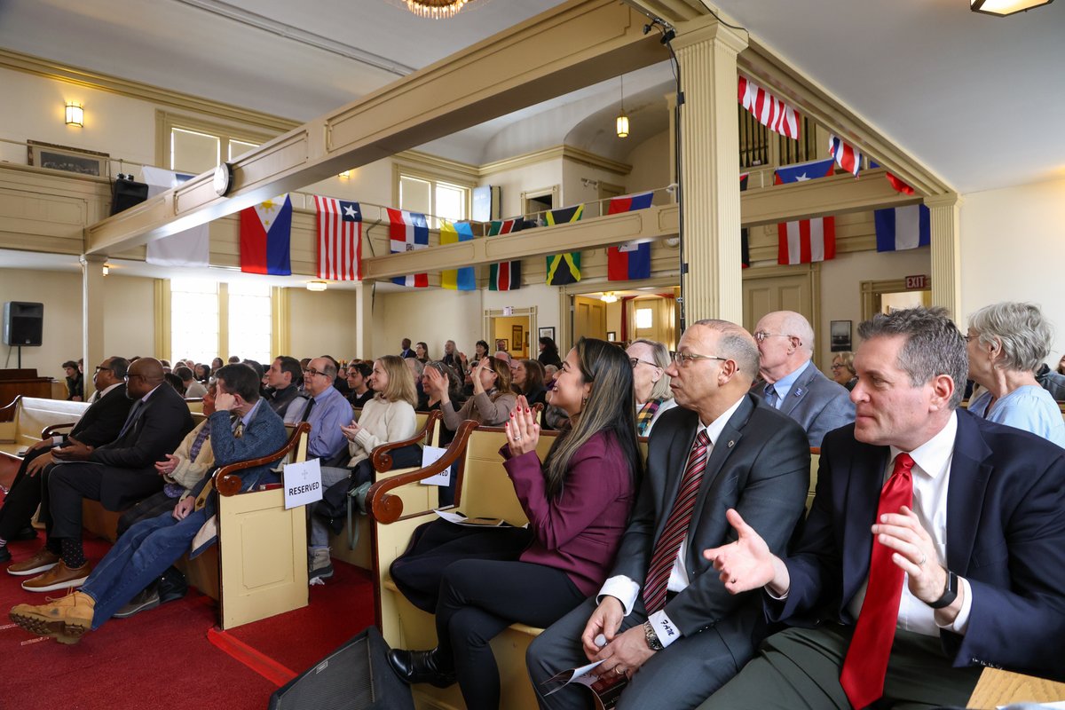 Tram T. Nguyen tweet media