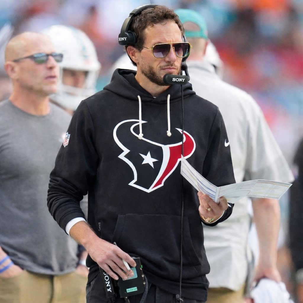 tomorrowsretro's tweet image. 