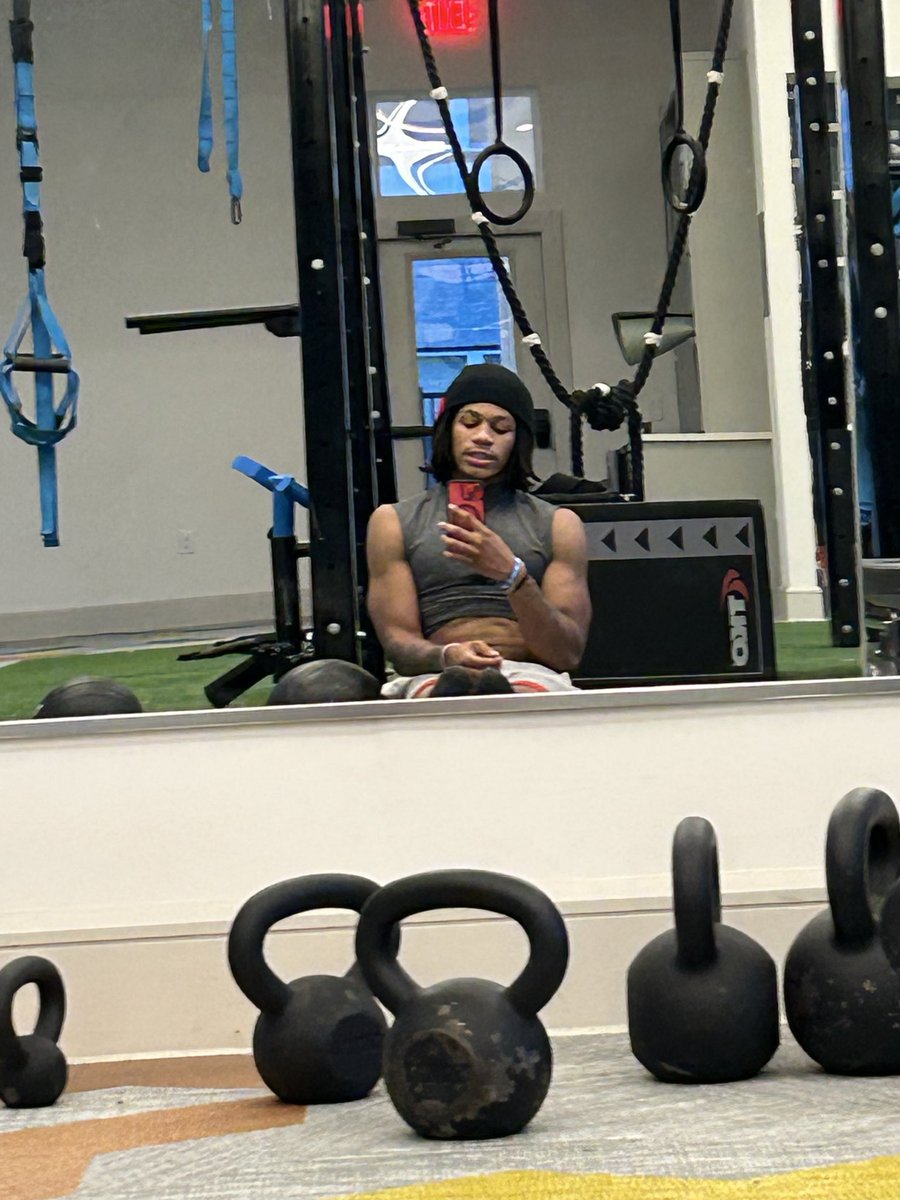 Aden Gordon tweet media