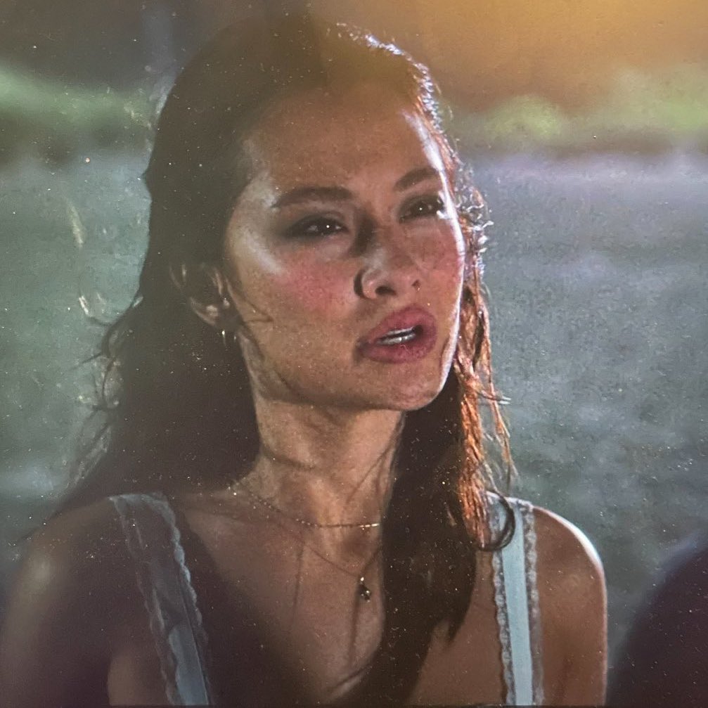 daily lola tung tweet media