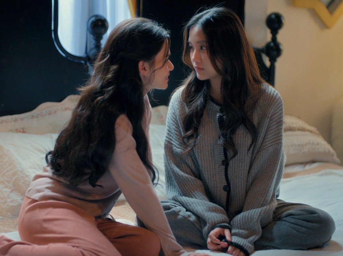 kieutou_serbia's tweet image. FINALLY TOGETHER AAAAAAAAA

THE AIR Q19 SHOOTING
#เสน่หาวาโยคิว19