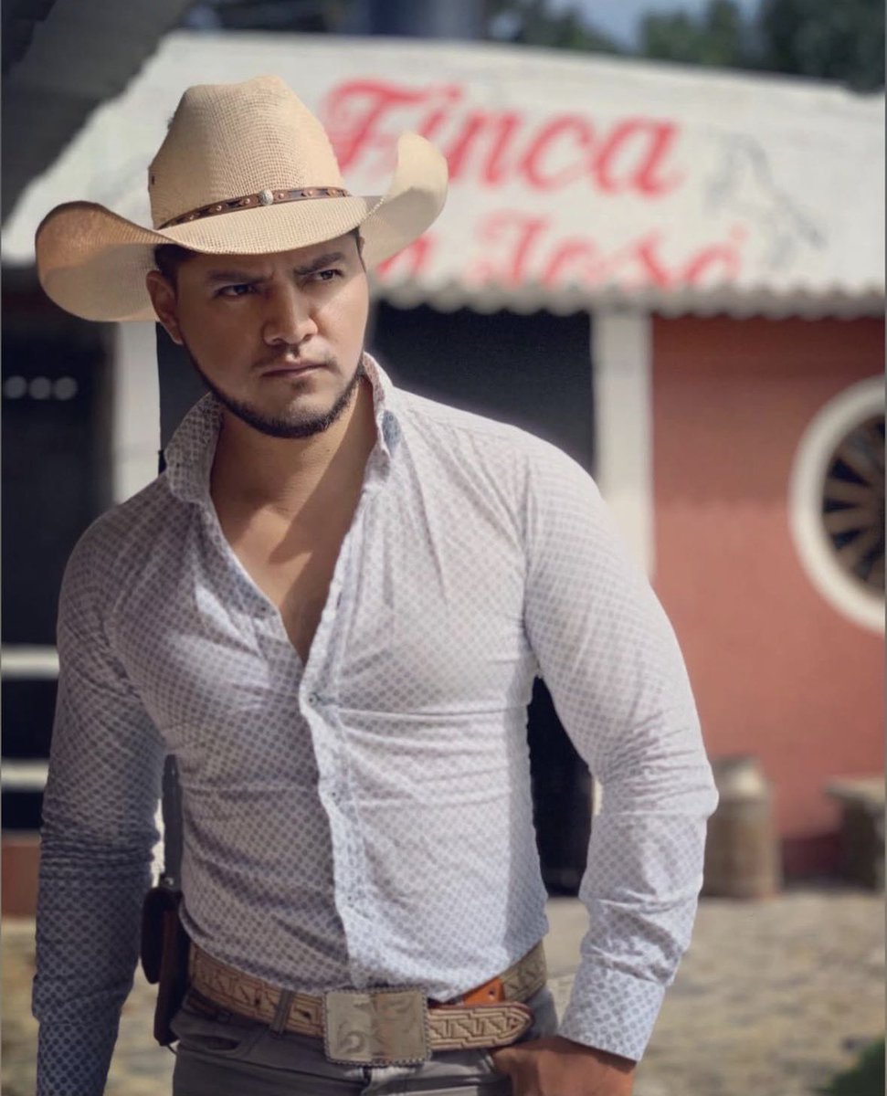 Mario Cisneros tweet media