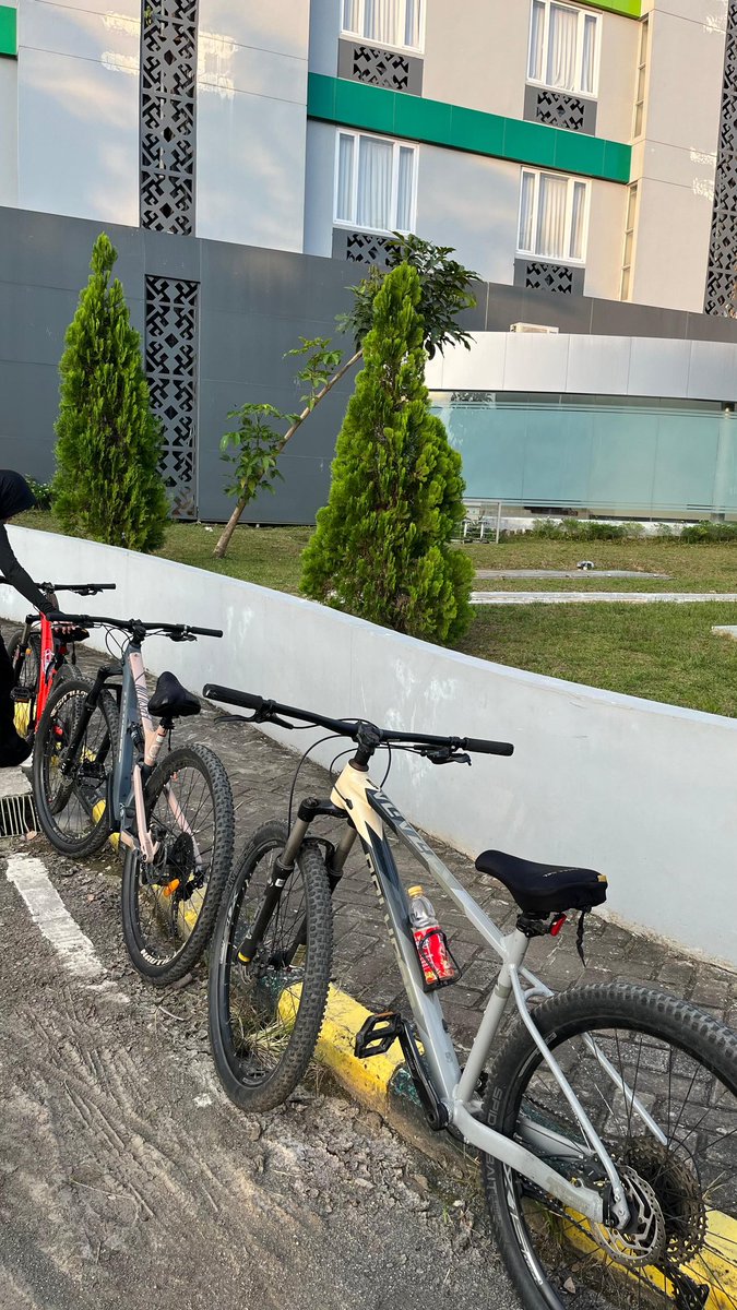 Seru bgt sepedaan😍