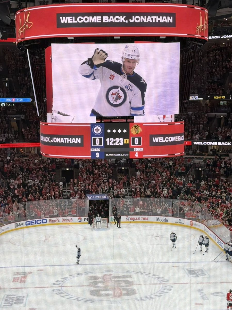 I’m not crying, you’re crying 
#Blackhawks