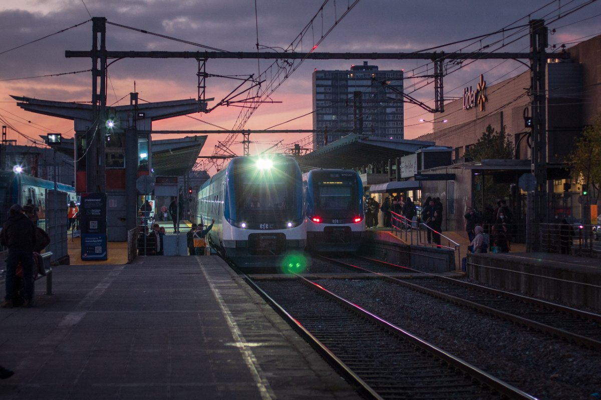🚉 ¡Hemos terminado nuestras salidas de hoy! 🗓️

Nuestros viajes de mañana están planificados con normalidad según itinerario vigente. Revísalo en nuestro post fijado. 📌