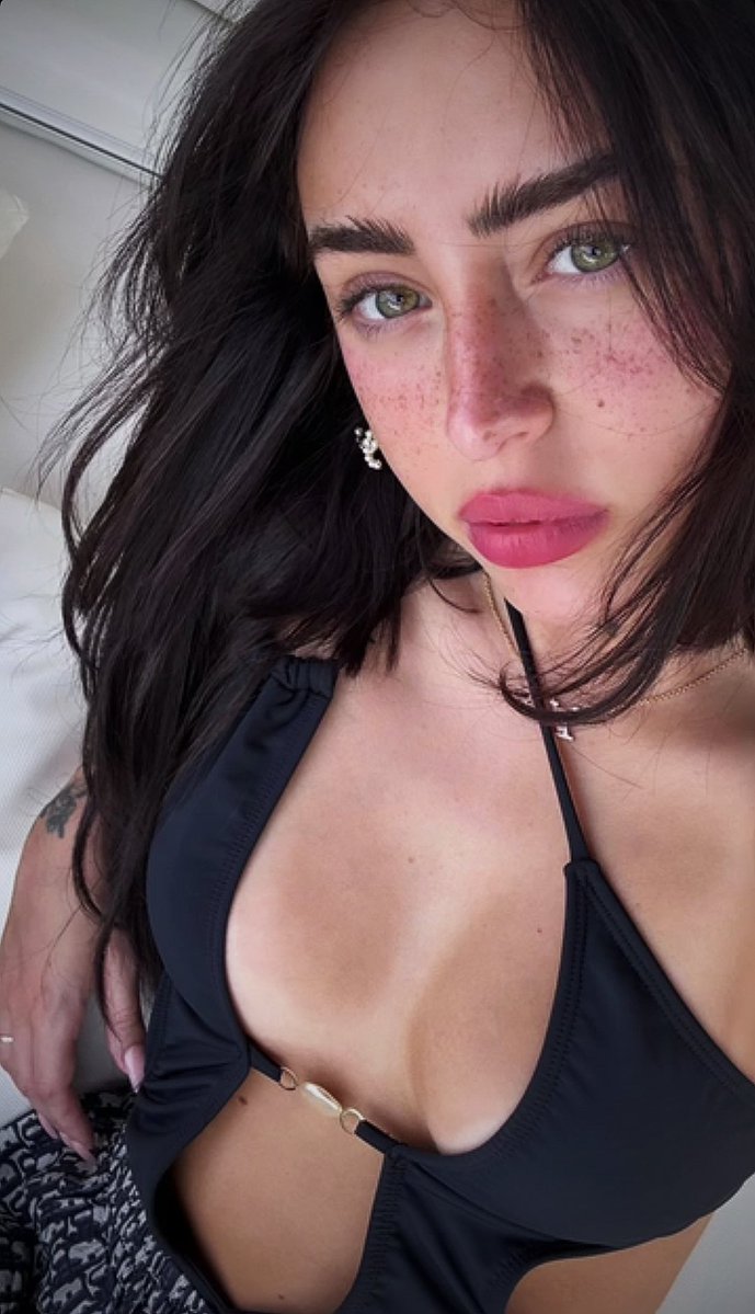 cc_ann4's tweet image. 