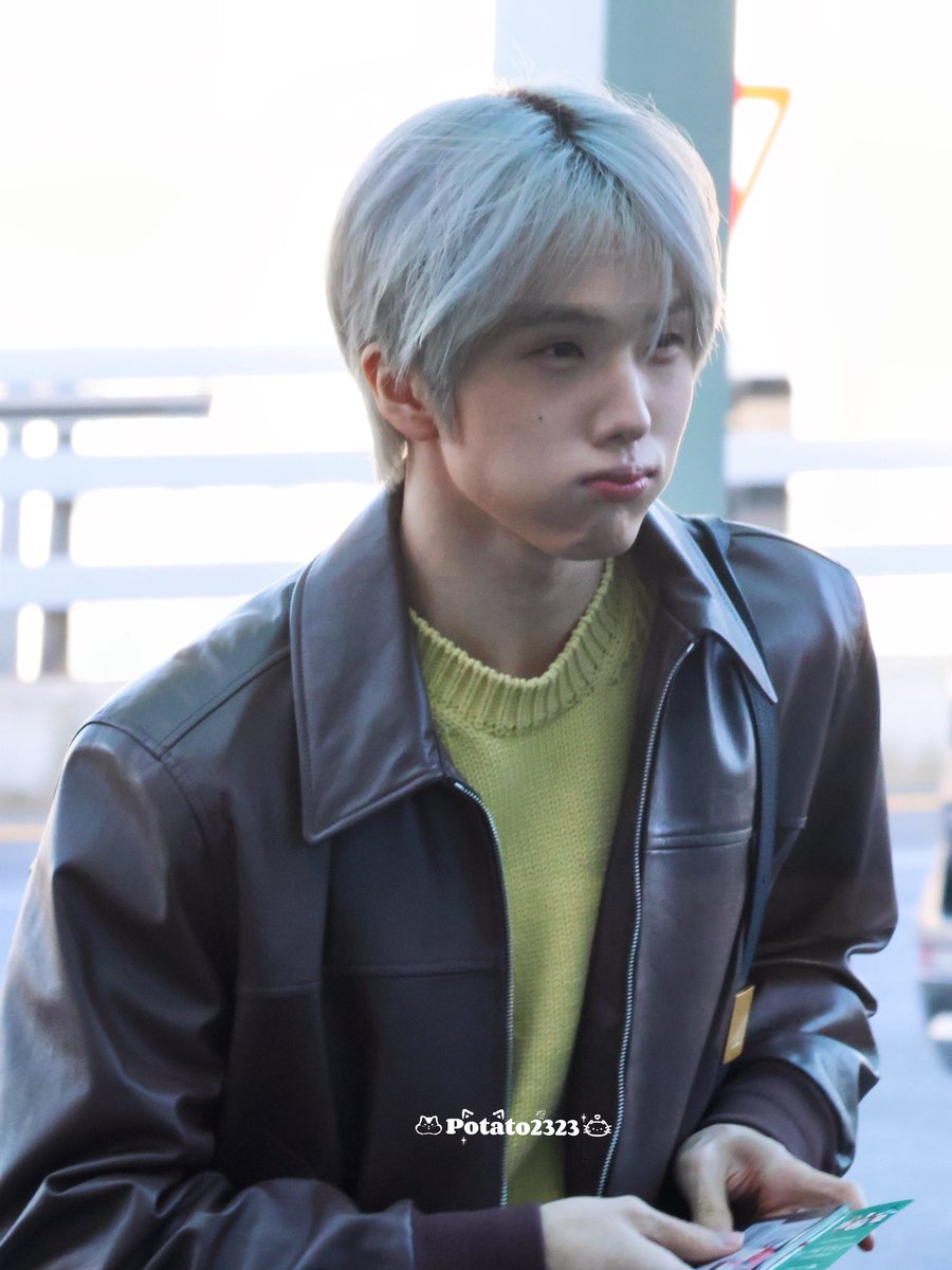 260120 ICN 출국

귀여워🤏

#지성 #JISUNG #박지성 #チソン #星星 #모찌적립 #NCT #NCTDREAM