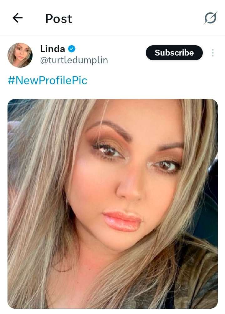 ethan_reese44's tweet photo. @DanHolt38 @turtledumplin @turtledumplin keeps whipping out a photo of @Reine1989 from a June 2016 party then whips out her own catfish photos from 2009 and posts them as current when her November Zoom video shows a double wide, no neck, balding, moon faced heffa. #OGCatfish https://t.co/6EWc8GdCH6