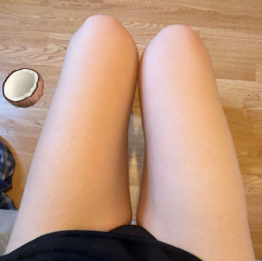 dietpears's tweet image. august  vs  december
4  months  difference