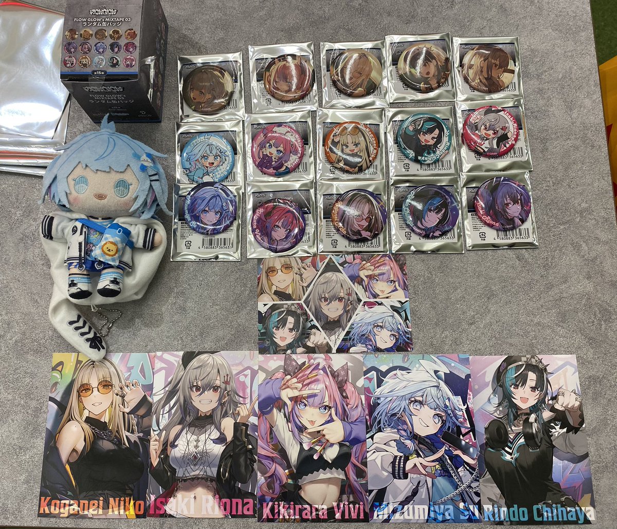 タワレコ行ってきたよ💙 4thの缶バッジ欲しかったので箱買い！ #おうちに枢