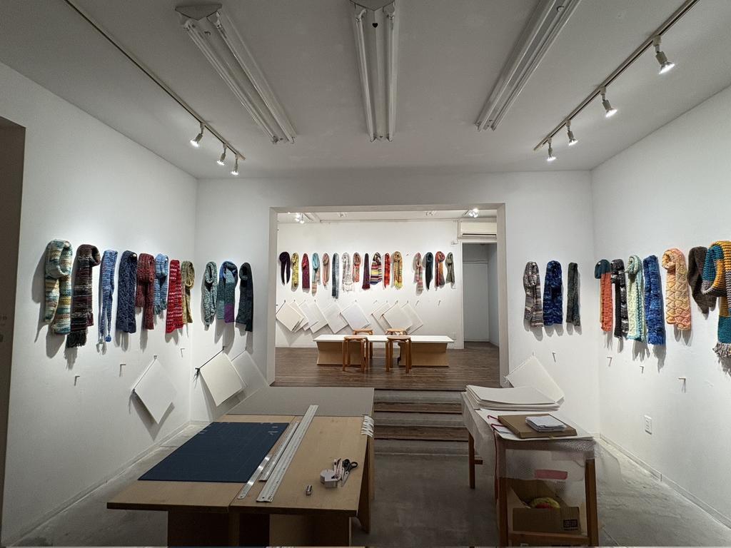 被写体として参加させて頂きました！ 展示の写真は日々増えていきます