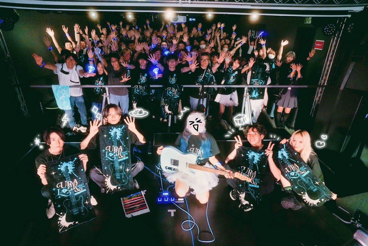773urara's tweet photo. おはようございます!全国ツアーメンバー揃っておつかれさま会ができました🎸
#Uralock の様子はタグやいんすたストーリーハイライトにもまとまってます!音楽ずっと続けたい!もっと強くなるぞ〜! https://t.co/vg2I6Ek51A
