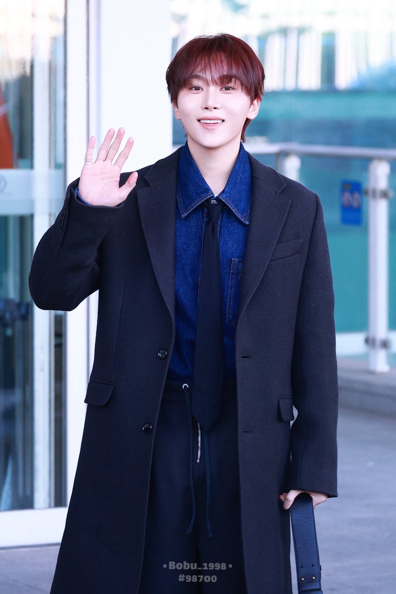 260120
🇰🇷ICN✈️CDG🇫🇷

#승관  #SEUNGKWAN 
#세븐틴 #SEVENTEEN