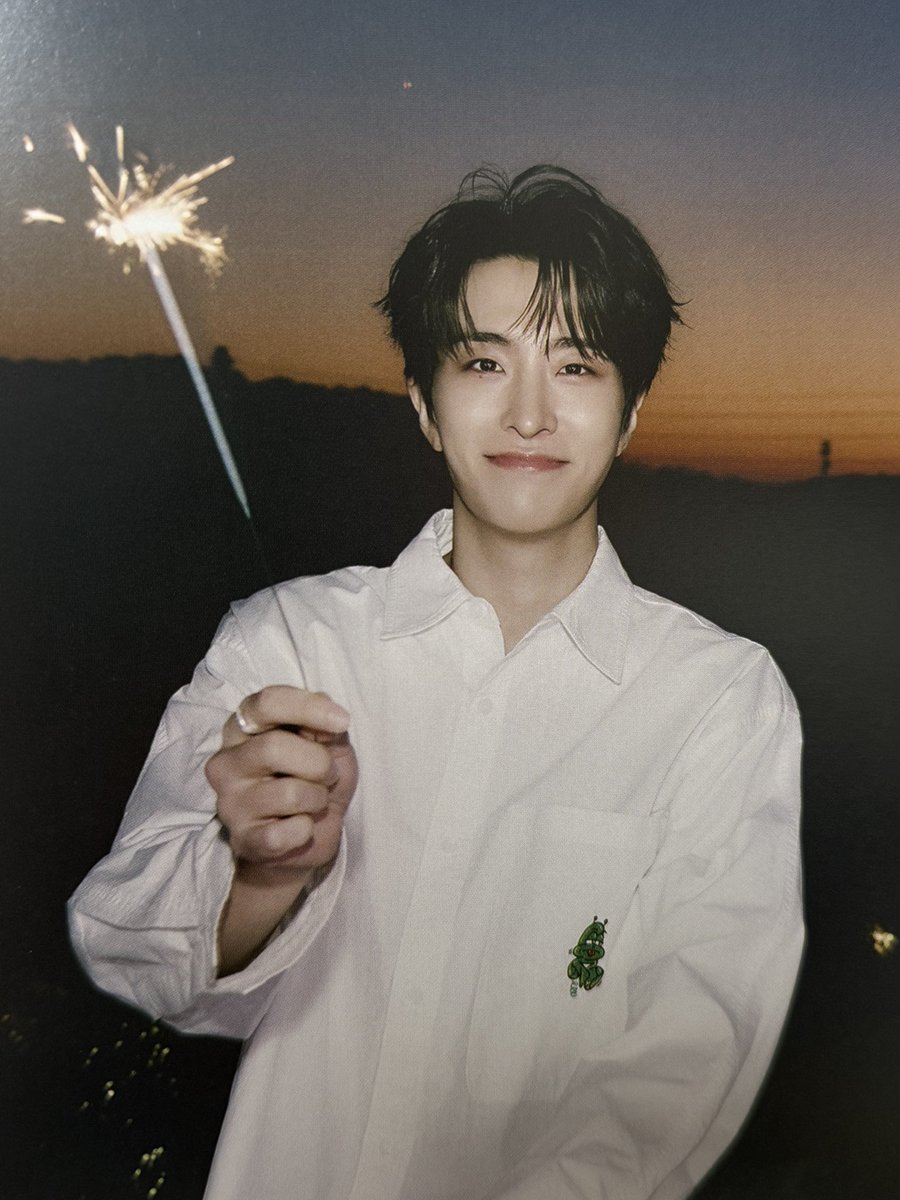 Y96917's tweet image. 영재시그6월~8월까지사진특히진짜진짜찐짜예쁜거아시는분