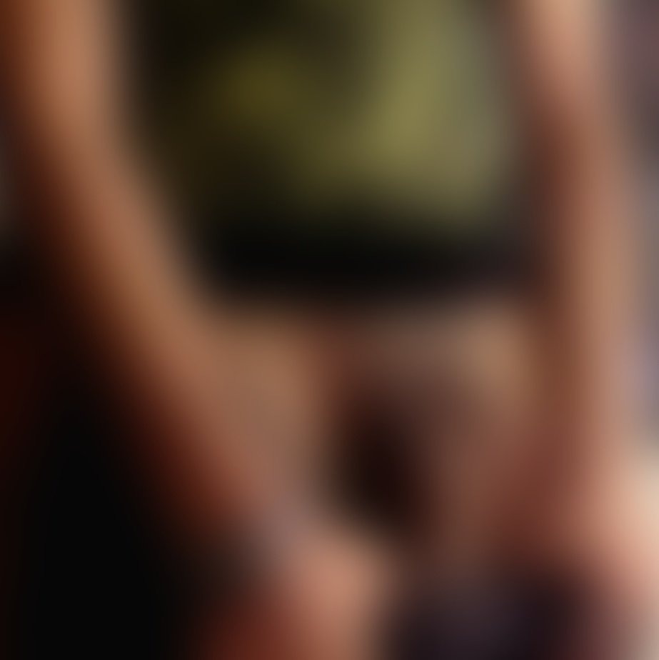 Blurry thirst trap since you dont deserve the clear one