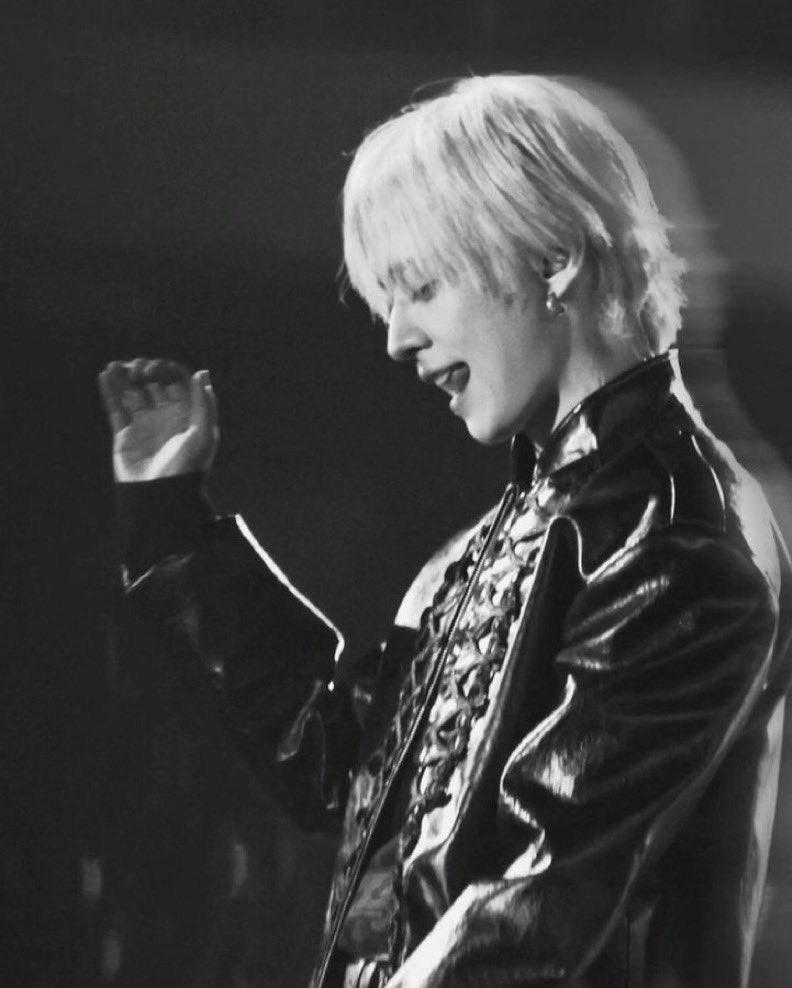 linoautism's tweet image. jesus christ