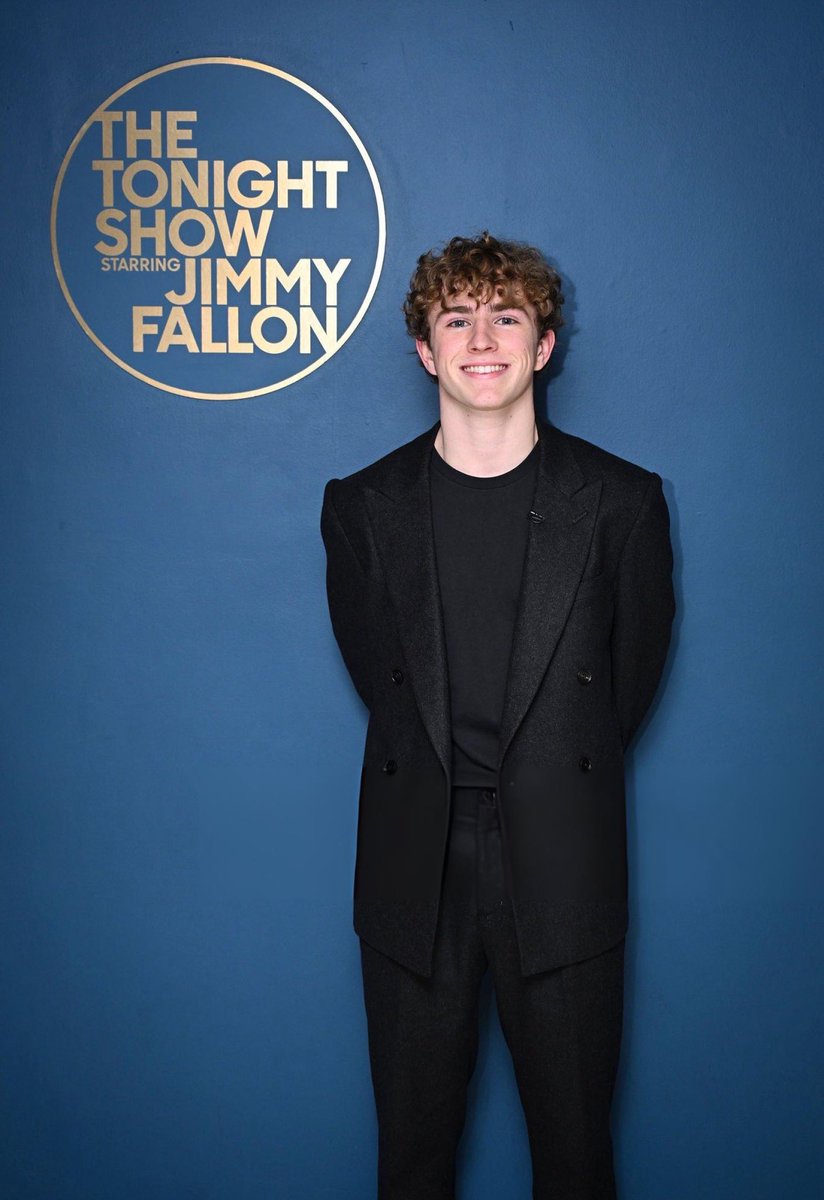 moonspercy's tweet image. his first late night show oh im emotional