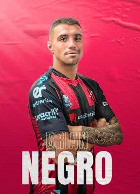 FICHAJES‼️

Podemos anticipar hay nuevo zaguero central zurdo para #MushucRuna 🟢🔴, hace minutos #BrianNegro (28 años) 🇦🇷 aceptó ponerse “el ponchito”

Central con pasado en Colón, Tristán Suárez, Patronato entre otros. Estatura 1,82m, ya han intercambiado documentos 📄 y en las