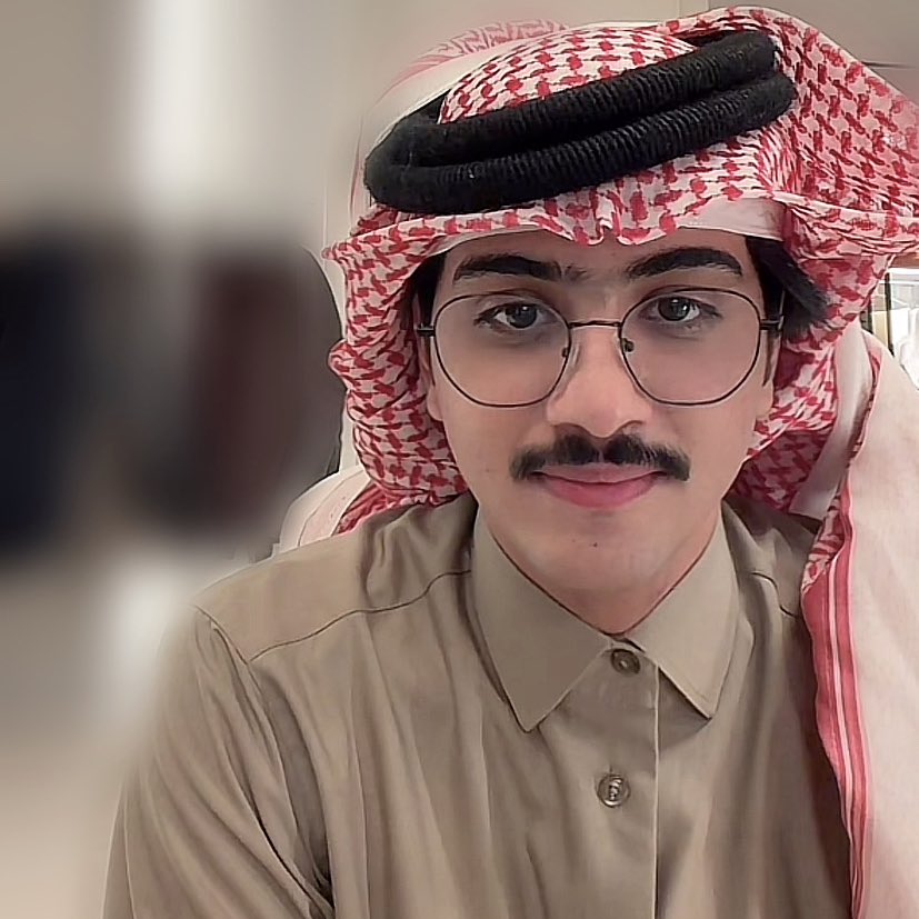 "خيـرة السوشـل ميديـا والطفهـا❤️. "
#اورنس_عبدالعزيز