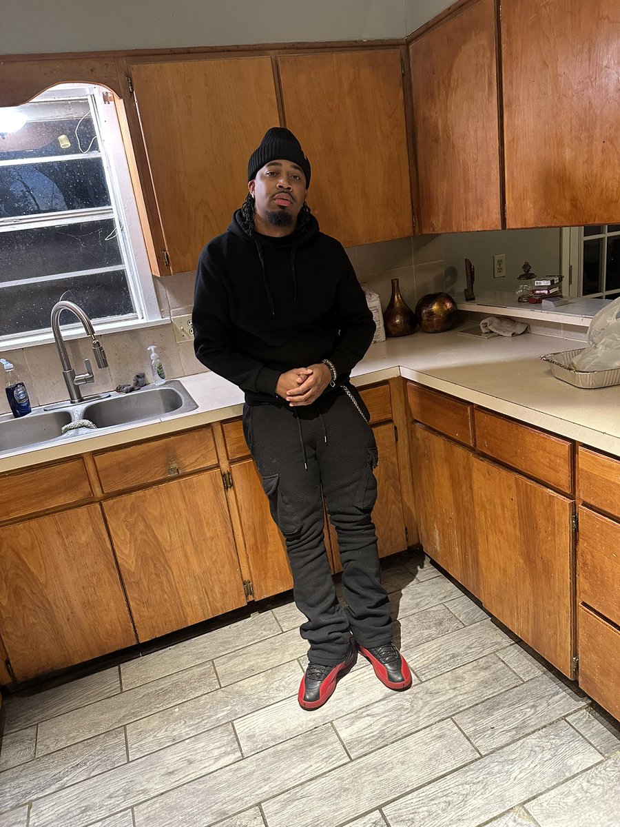 GrandSon😤’🎒 tweet media