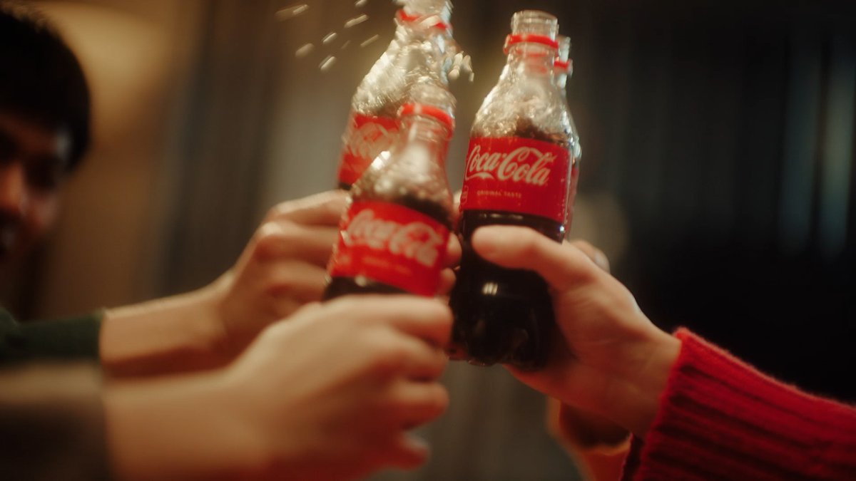 志尊淳、コカ・コーラ×カラアゲを前に大興奮！新CM『ドアを開けたら篇